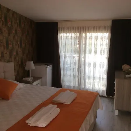 호텔 Tinika Butik Çeşme